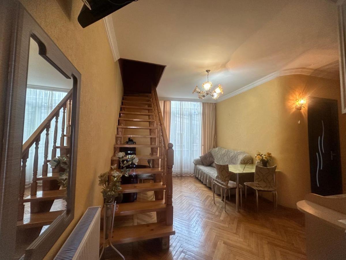 Giorgi Apartment Tbiliszi Kültér fotó