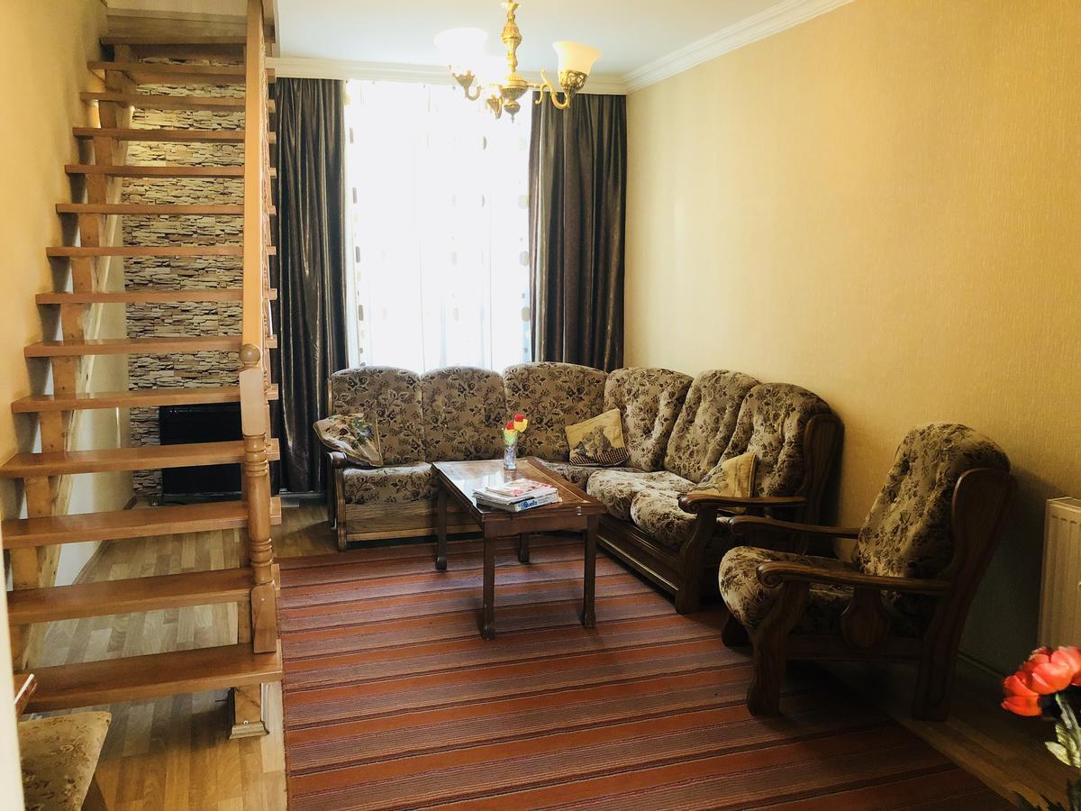 Giorgi Apartment Tbiliszi Kültér fotó