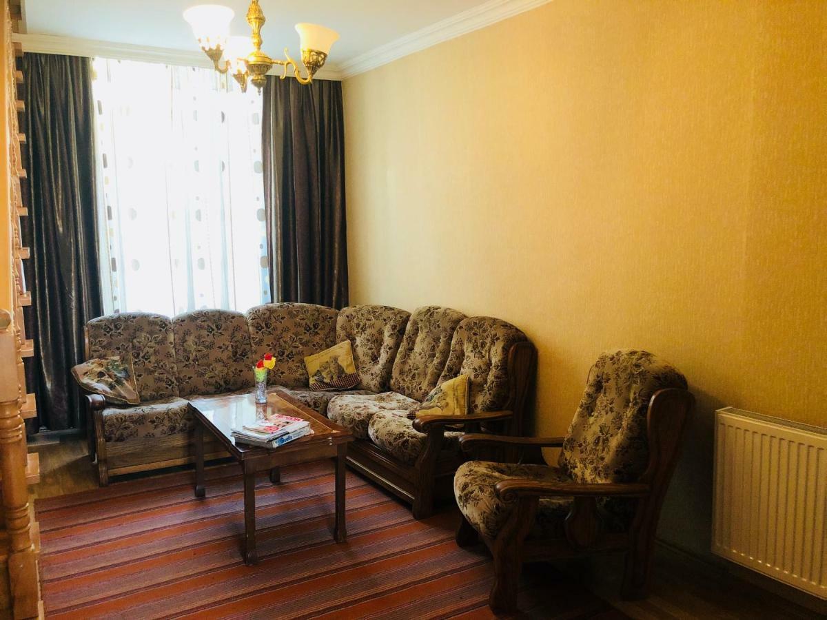 Giorgi Apartment Tbiliszi Kültér fotó